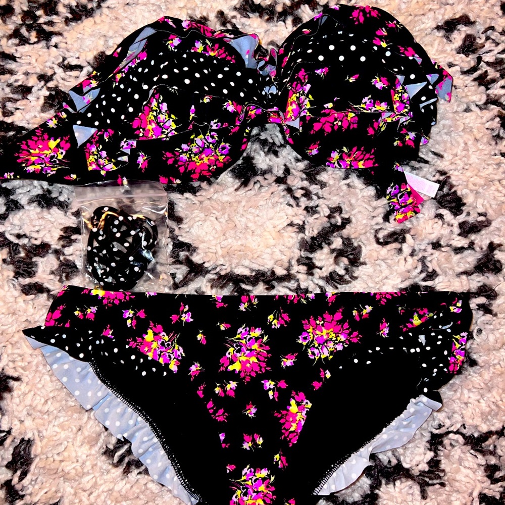 BRAND NEW Victoria’s Secret strapless black/floral/polka dot bikini